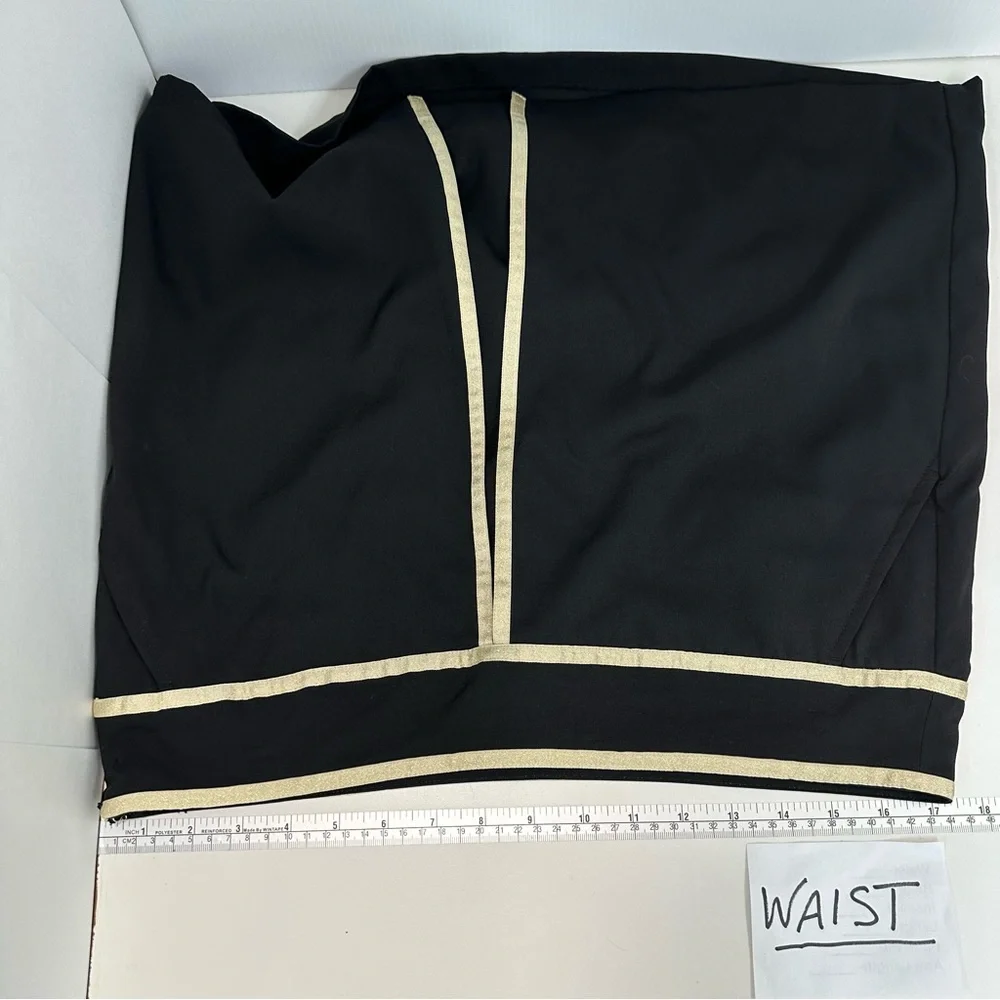 LADY HAGEN Golf Skort Size 10 Black Gold Metallic Trim 3 Pockets Side Zip - Picture 9 of 11